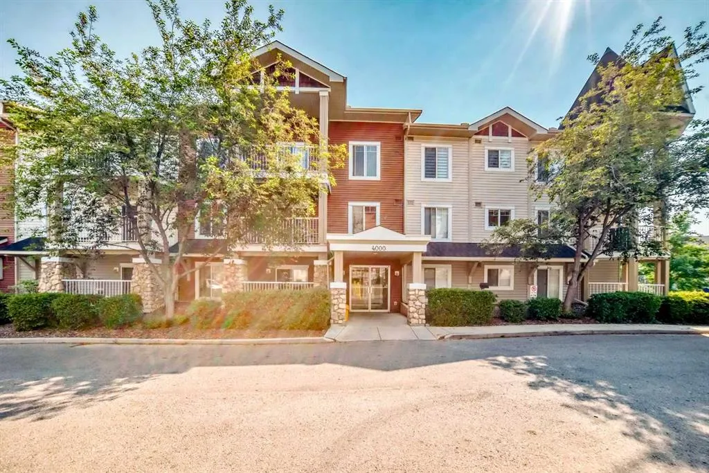 70 PANAMOUNT Drive NW, #4212
