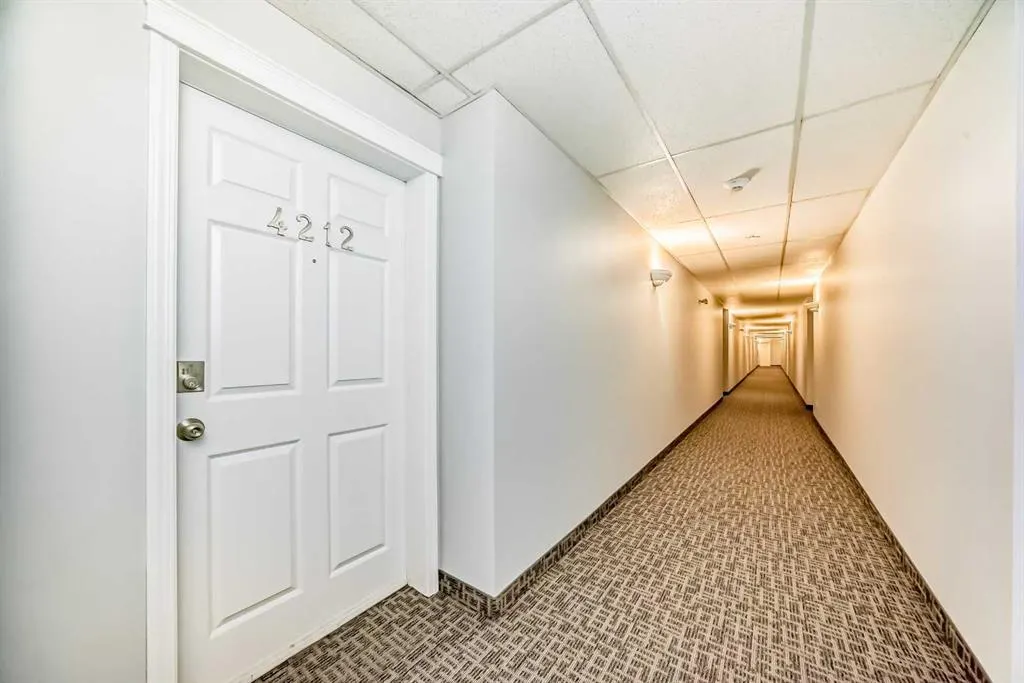 70 PANAMOUNT Drive NW, #4212