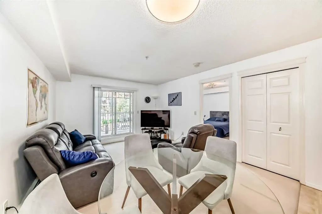 70 PANAMOUNT Drive NW, #4212