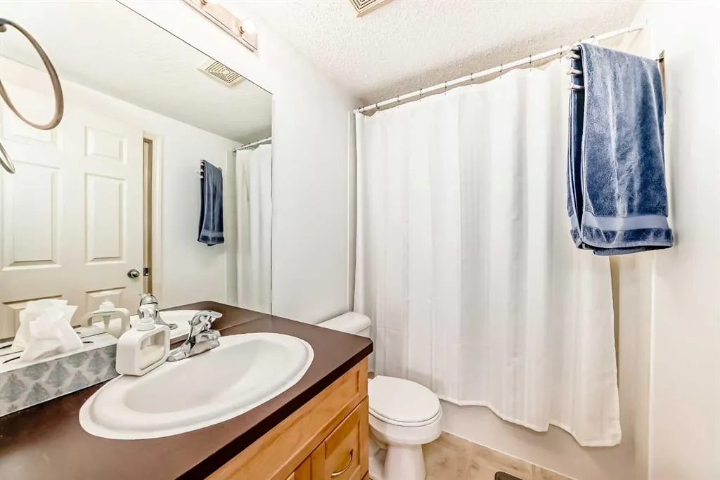 70 PANAMOUNT Drive NW, #4212