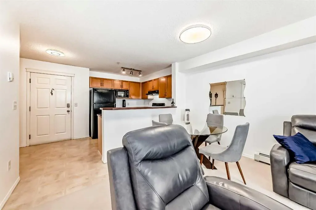 70 PANAMOUNT Drive NW, #4212