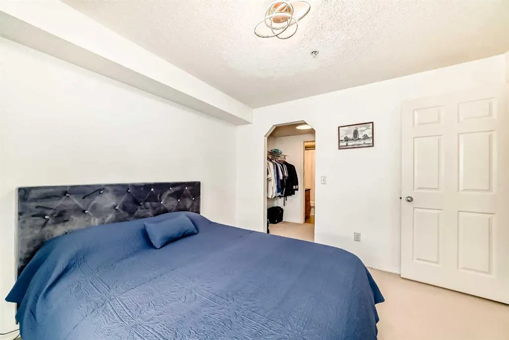70 PANAMOUNT Drive NW, #4212