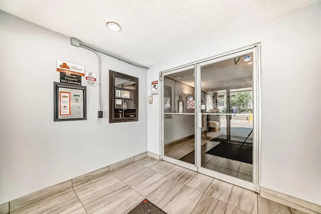 70 PANAMOUNT Drive NW, #4212