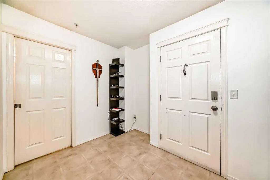 70 PANAMOUNT Drive NW, #4212