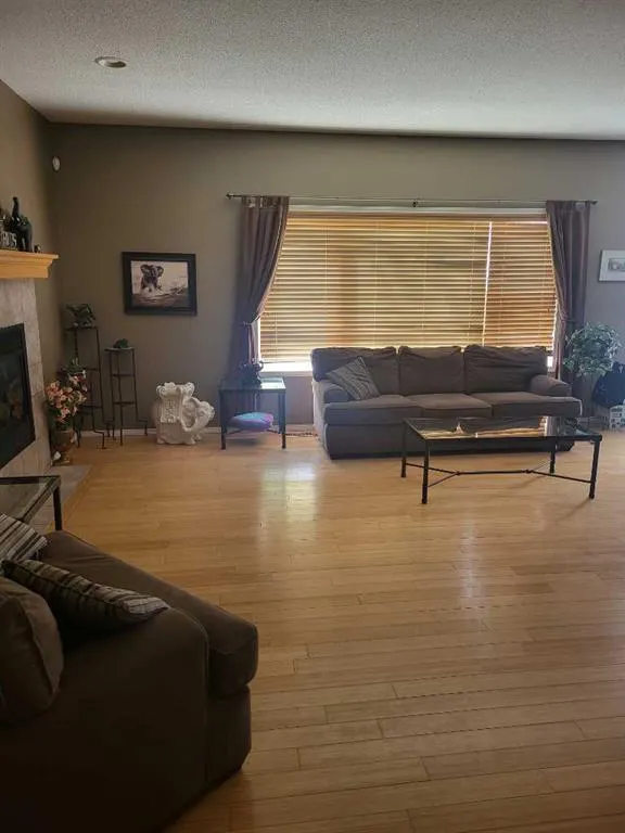 81 Tusslewood Drive NW