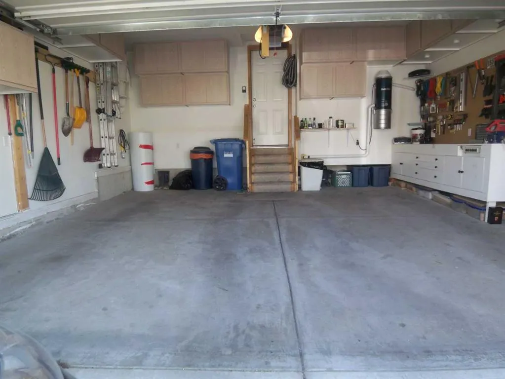 81 Tusslewood Drive NW