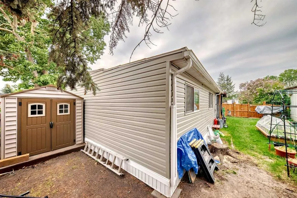 6724 17 Avenue SE, #97