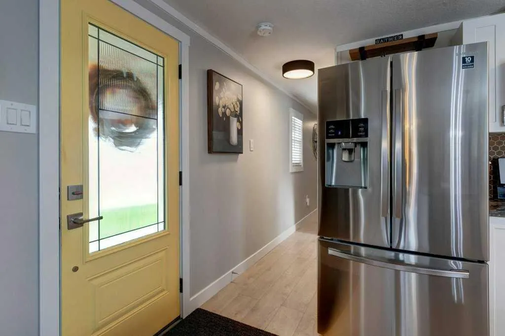 6724 17 Avenue SE, #97