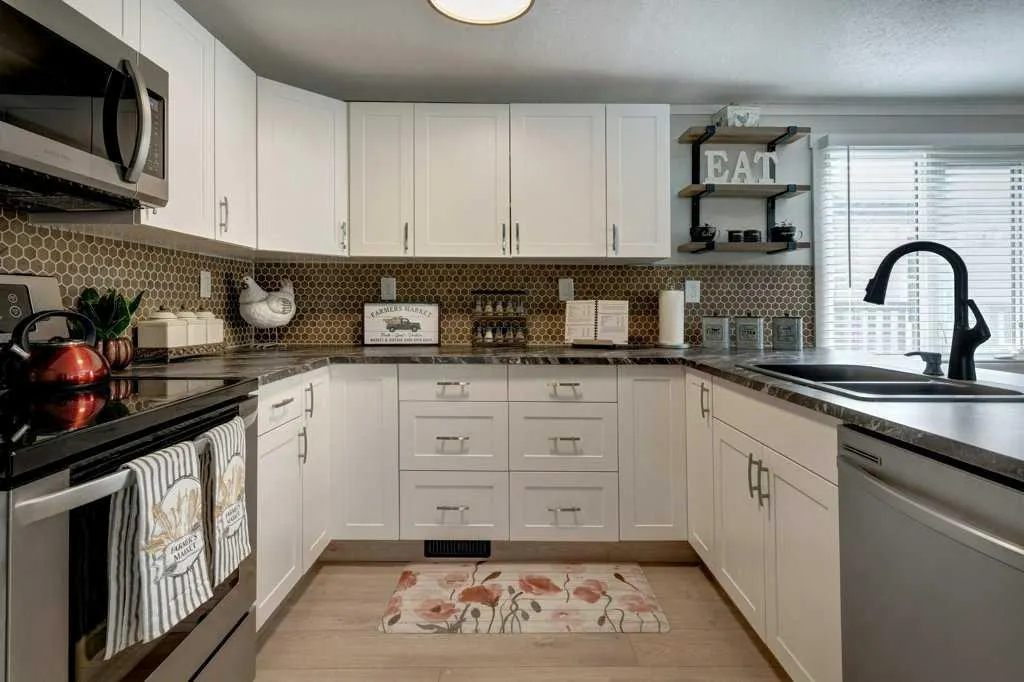 6724 17 Avenue SE, #97