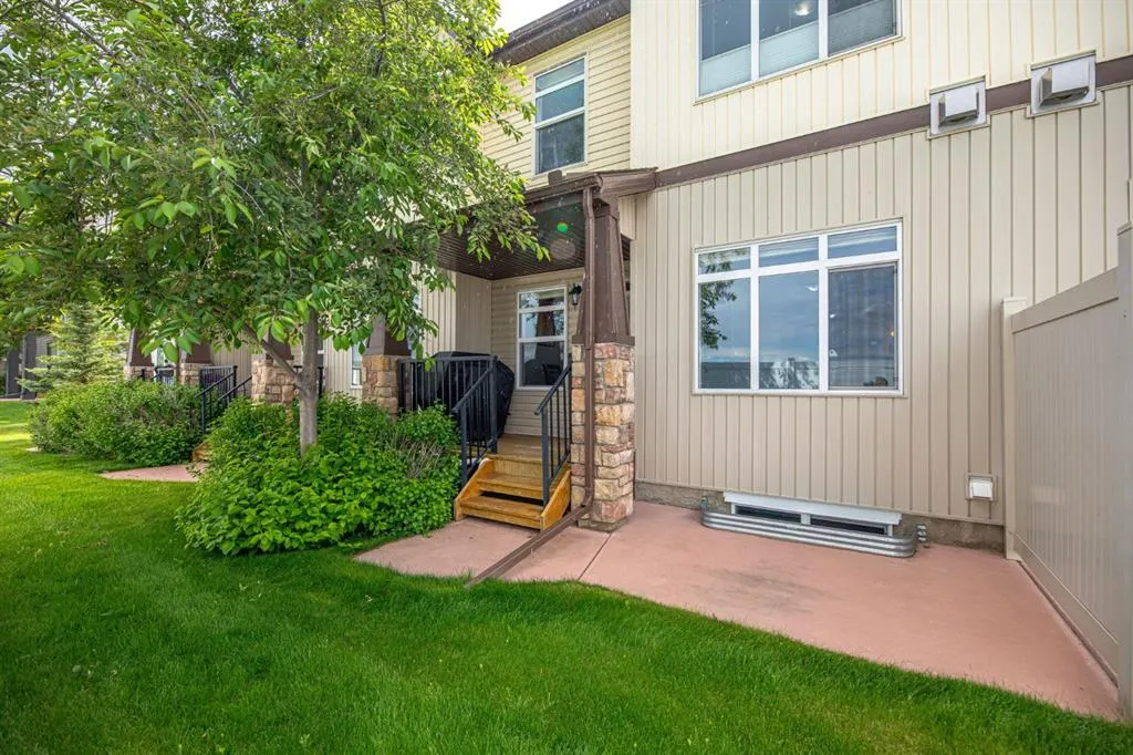 337 Copperpond Landing SE