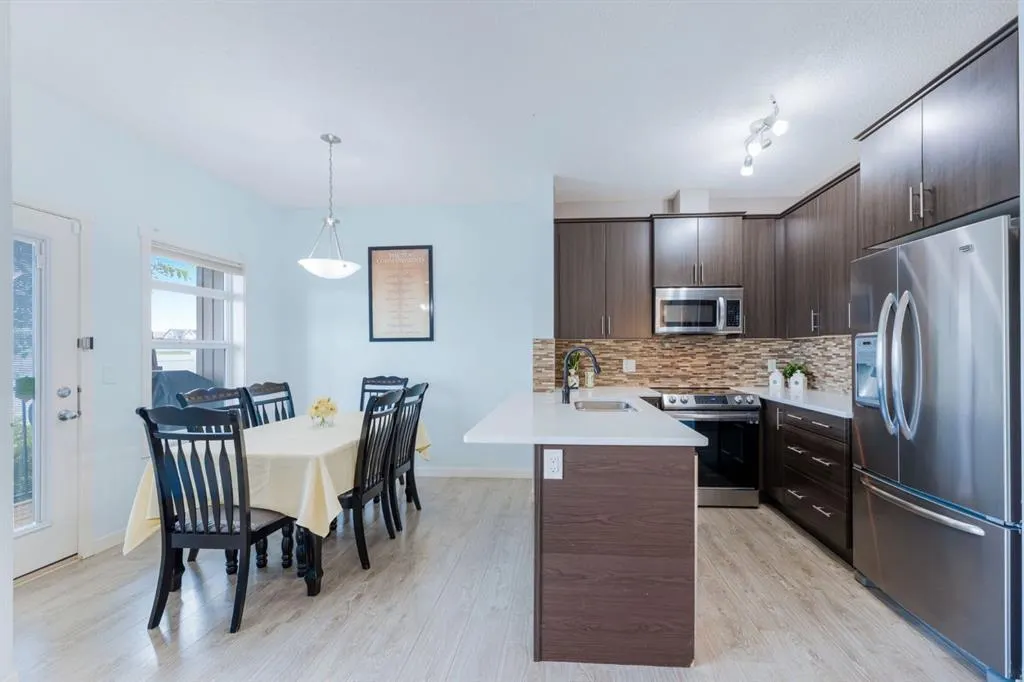 337 Copperpond Landing SE