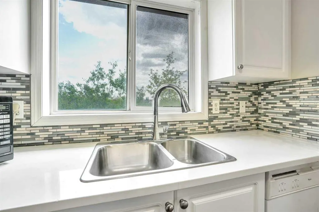 4 Citadel Point NW