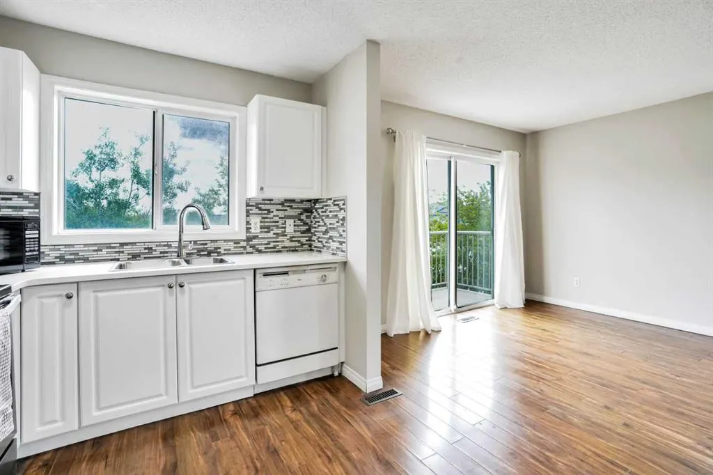 4 Citadel Point NW