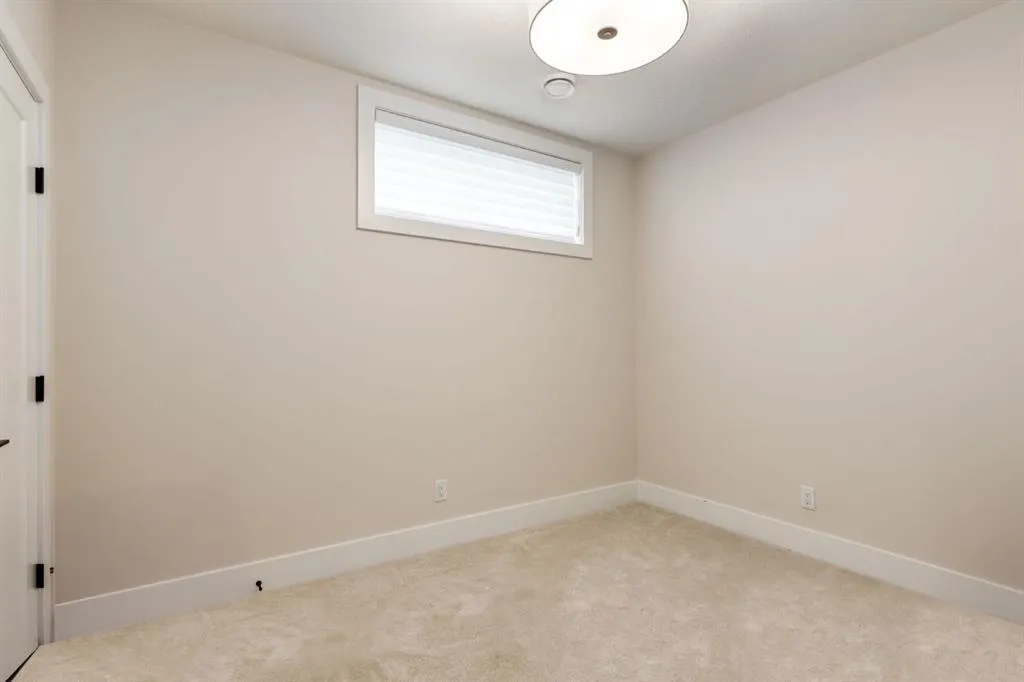 213 Marina Cove SE