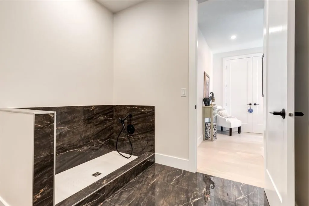 213 Marina Cove SE