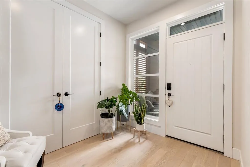 213 Marina Cove SE