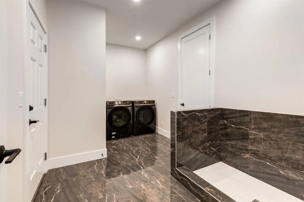 213 Marina Cove SE