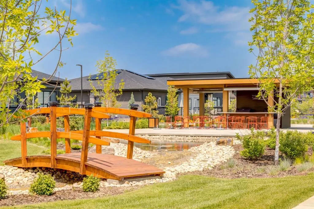 213 Marina Cove SE