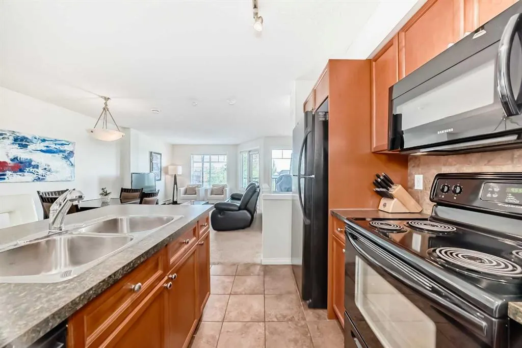 21 McKenzie Towne Gate SE, #12