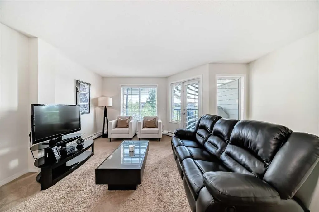 21 McKenzie Towne Gate SE, #12