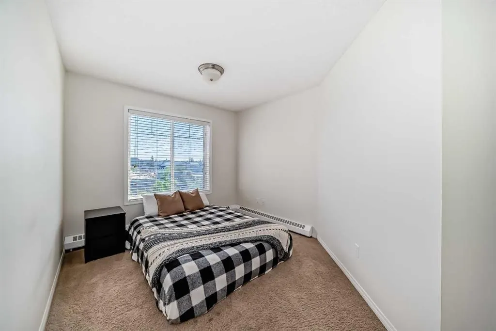 21 McKenzie Towne Gate SE, #12