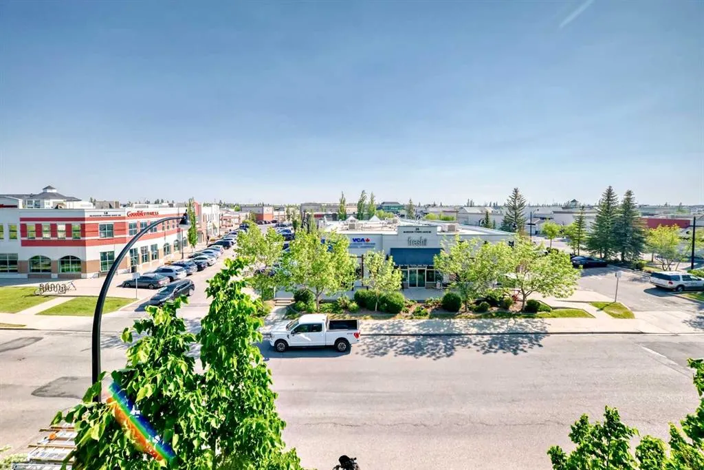 21 McKenzie Towne Gate SE, #12