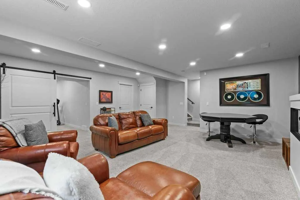 23 Cranleigh Close SE