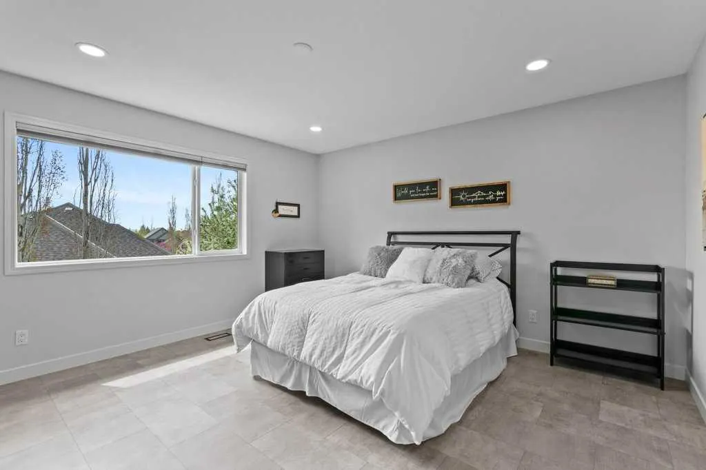 23 Cranleigh Close SE