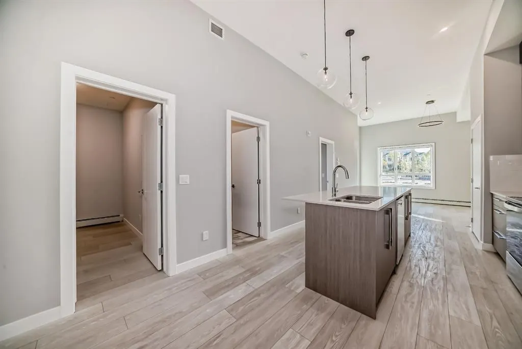 60 Skyview Ranch Road NE, #2124