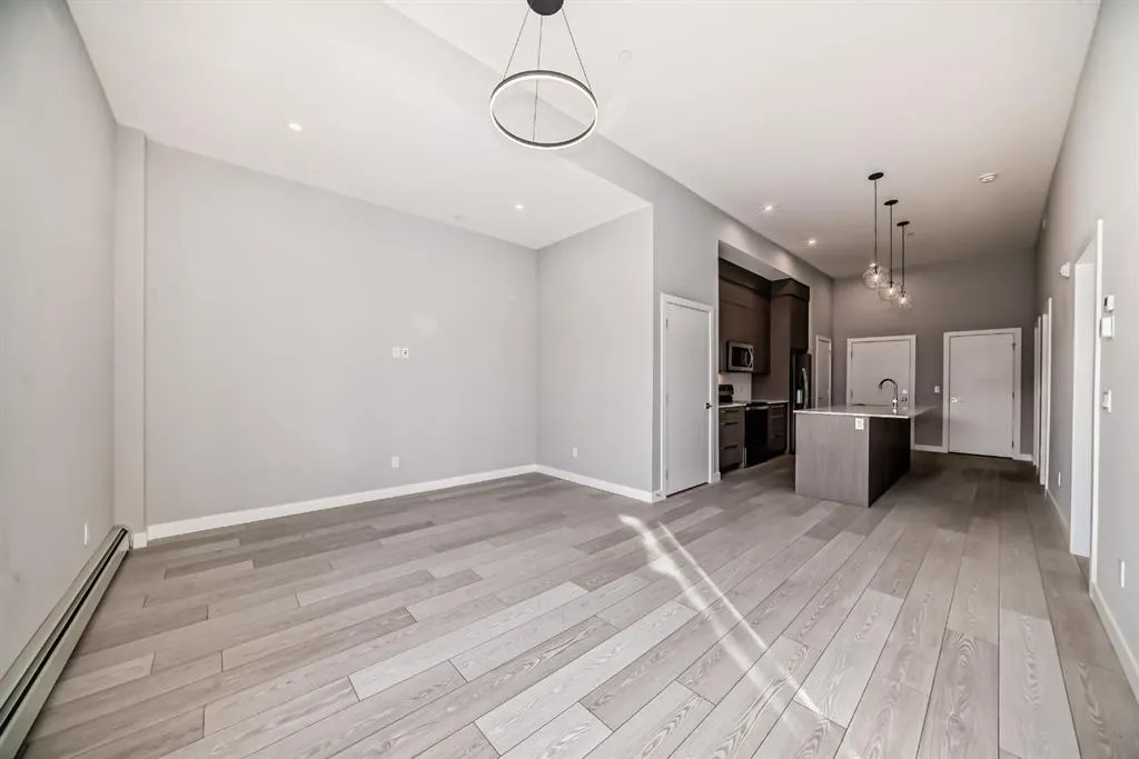 60 Skyview Ranch Road NE, #2124