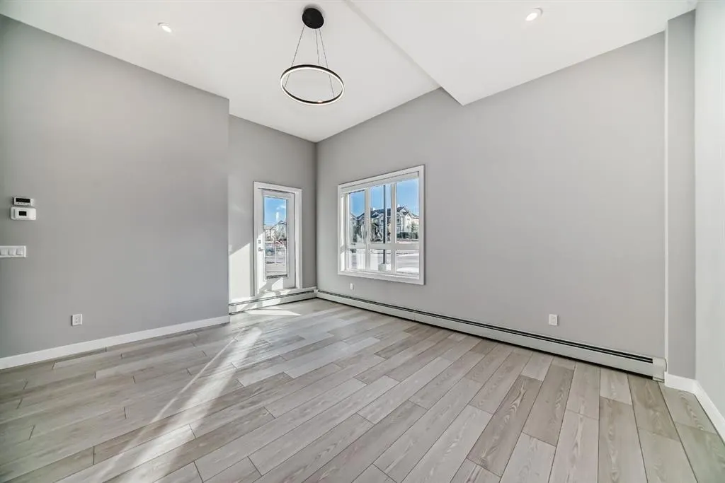 60 Skyview Ranch Road NE, #2124