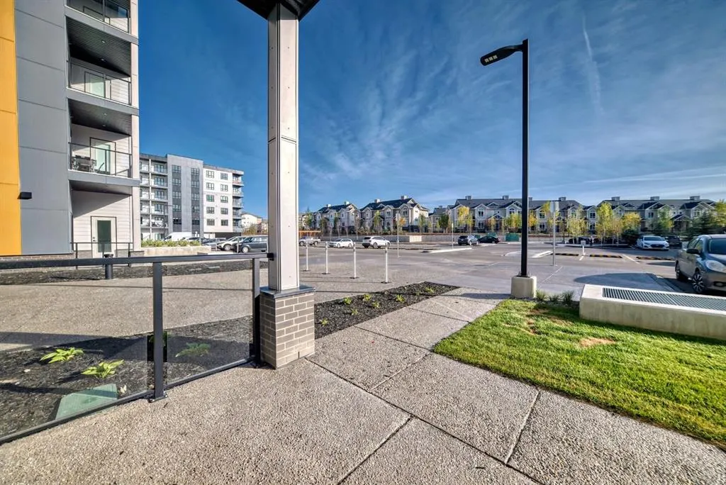 60 Skyview Ranch Road NE, #2124