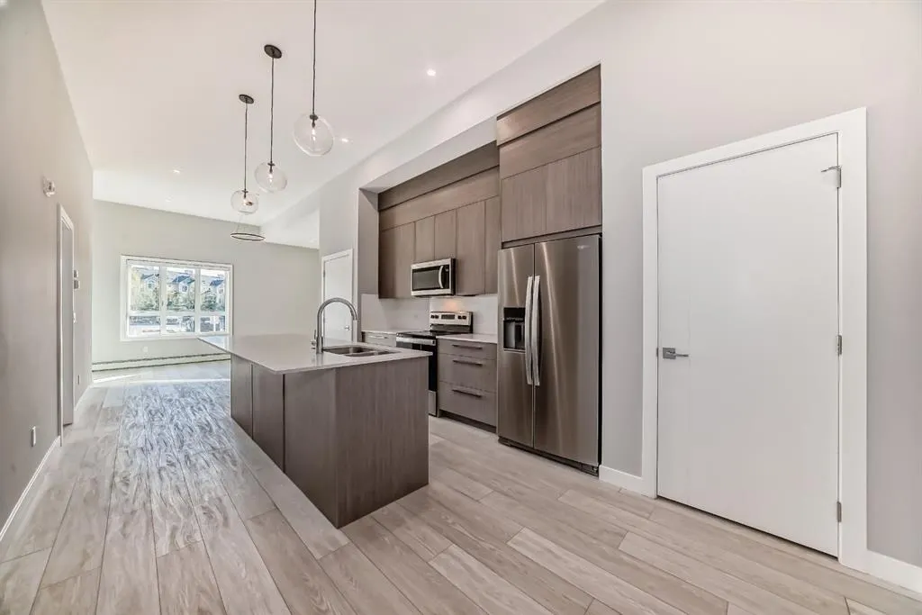 60 Skyview Ranch Road NE, #2124