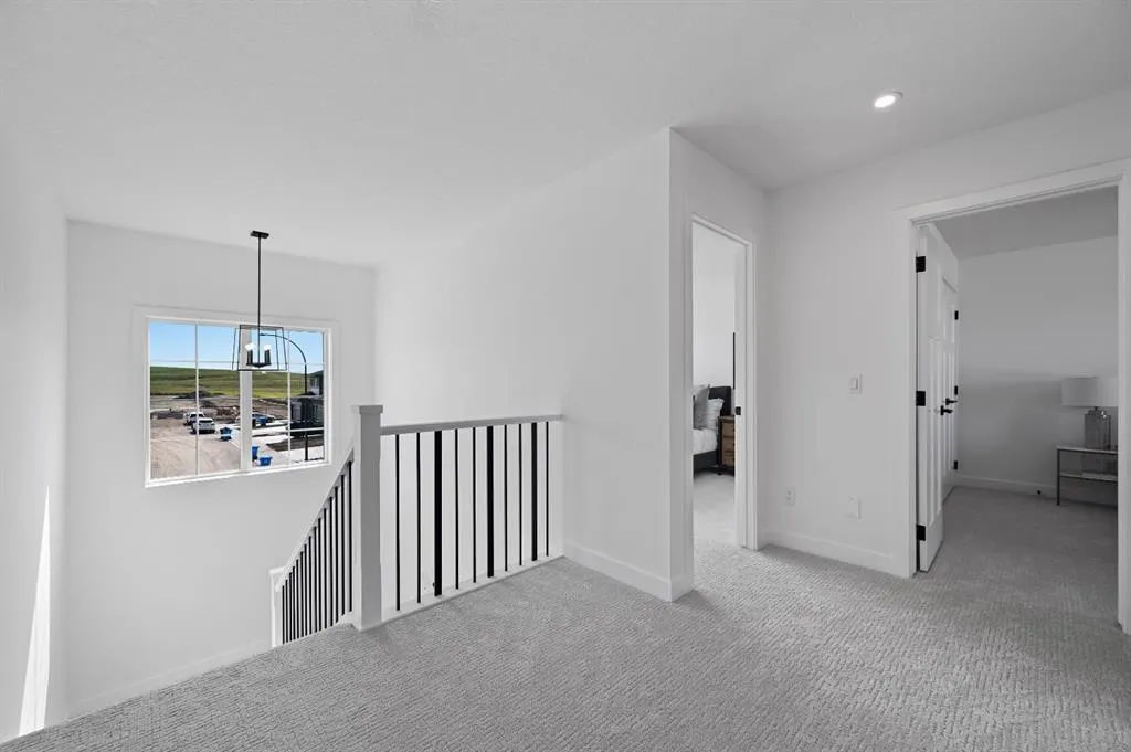 371 Carringvue Grove NW