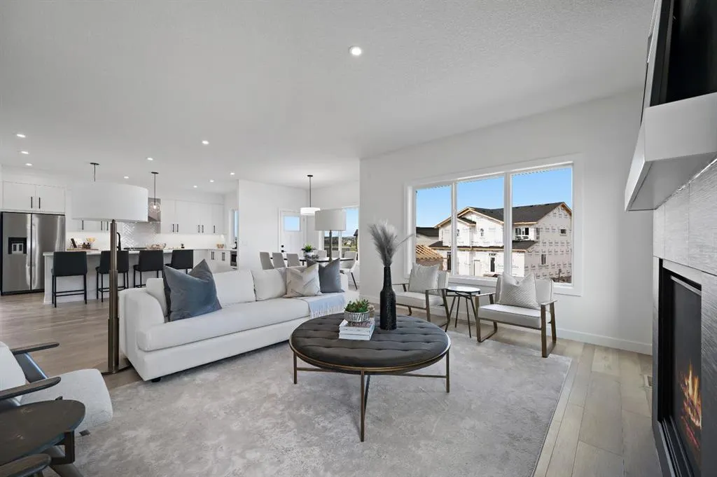 371 Carringvue Grove NW