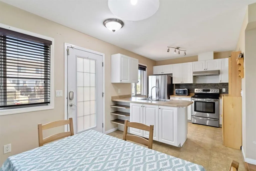 100 Millennium Gate, #30