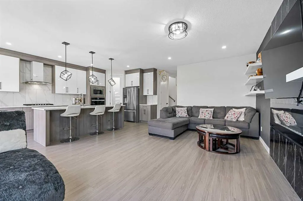 177 Saddlelake Terrace NE