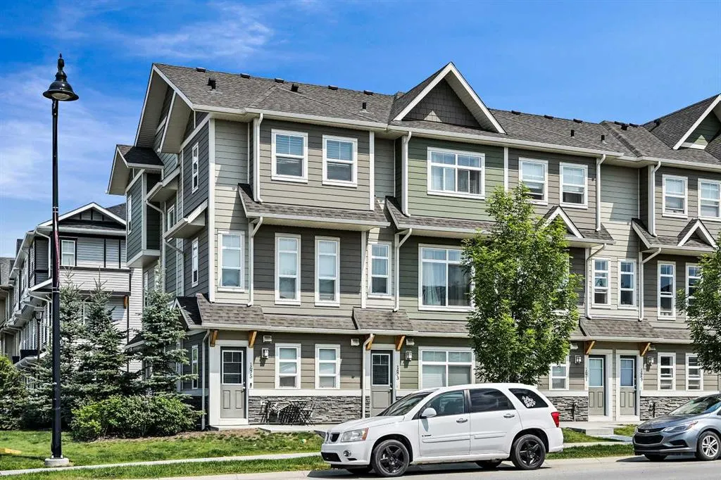 1673 Legacy Circle SE