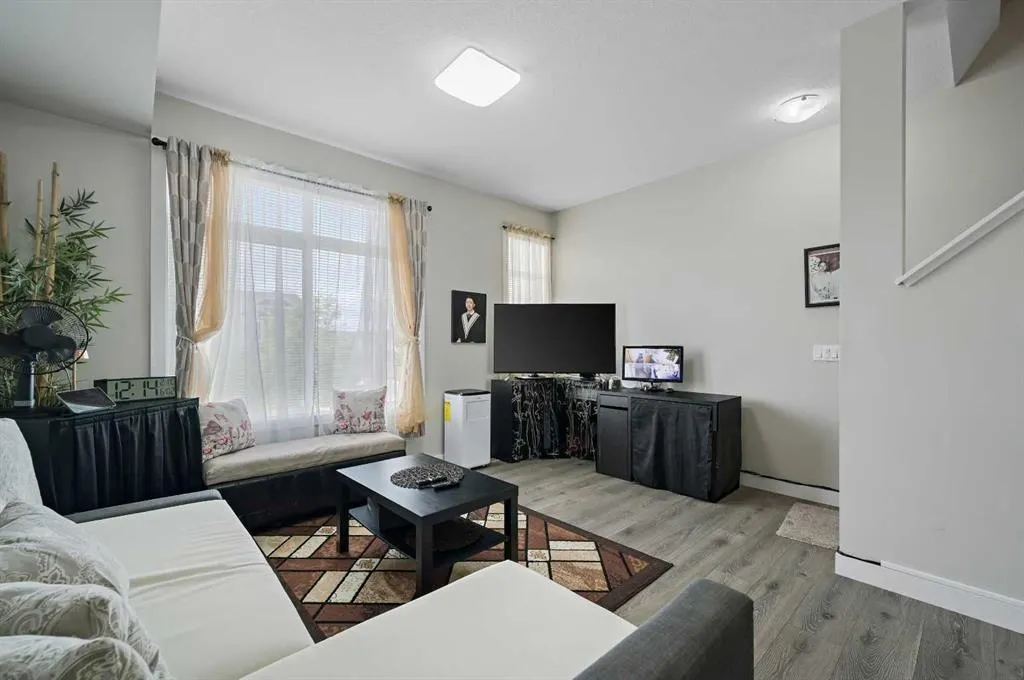 1673 Legacy Circle SE