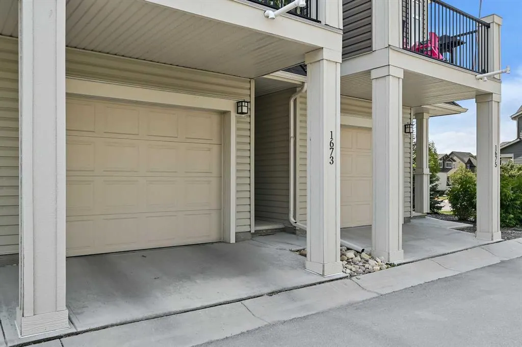 1673 Legacy Circle SE