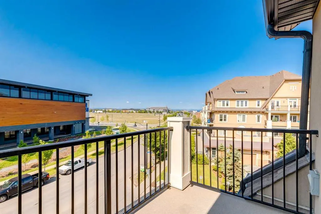 140 Mahogany Street SE, #401