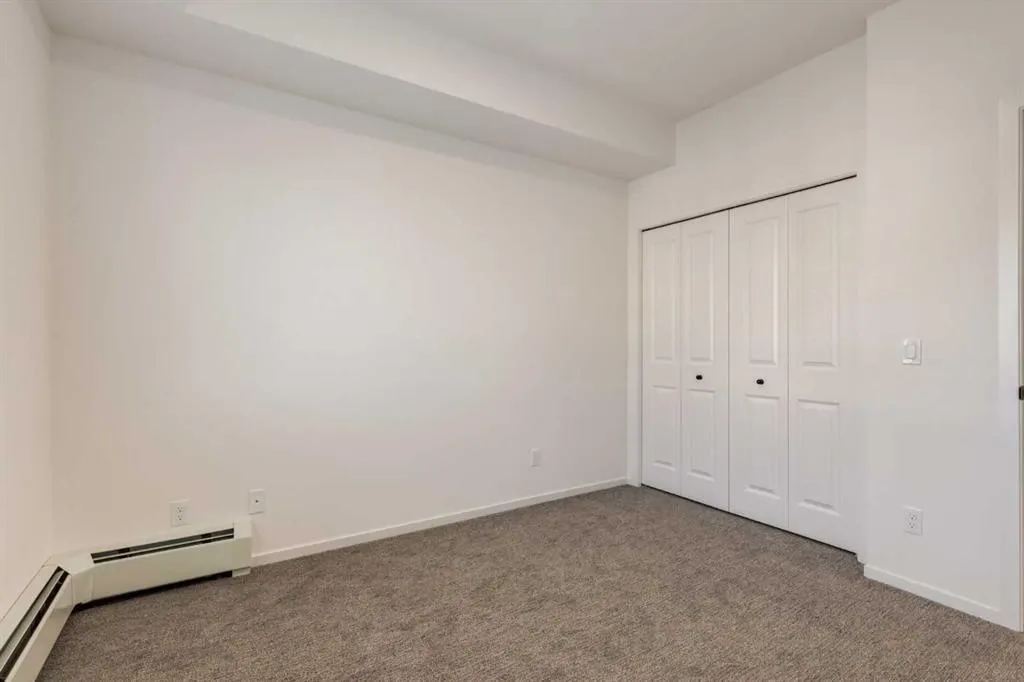 140 Mahogany Street SE, #401