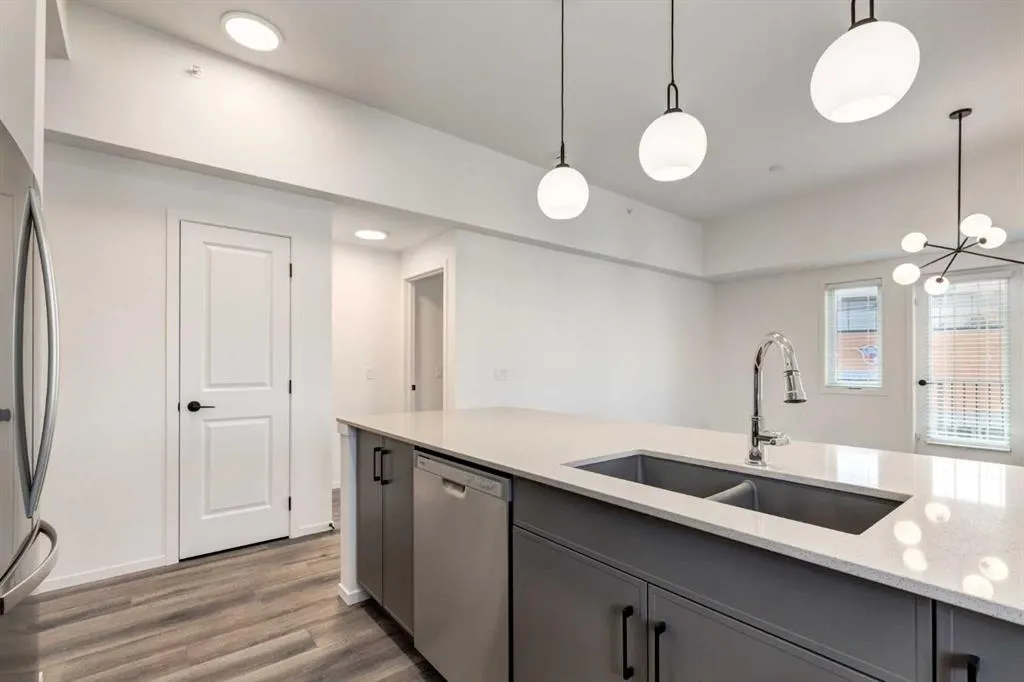 140 Mahogany Street SE, #401