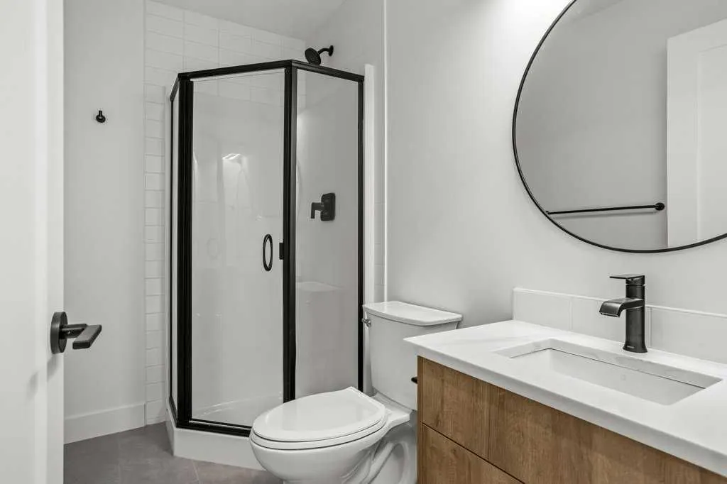 1413 Mountain Avenue, #104