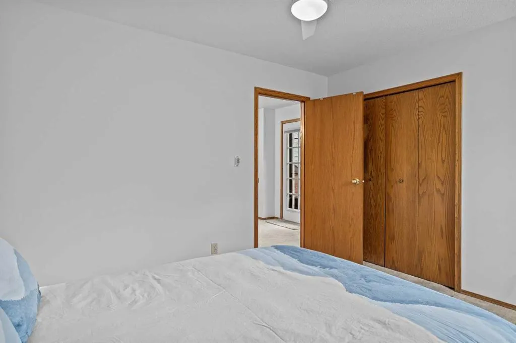 13 Riverview Place