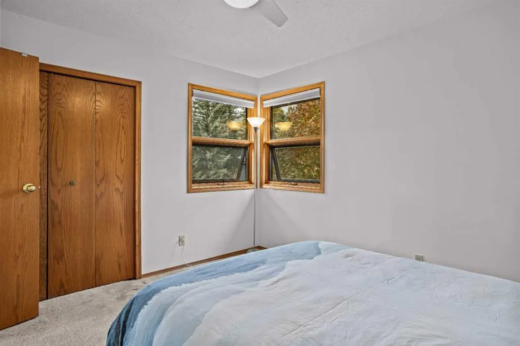 13 Riverview Place