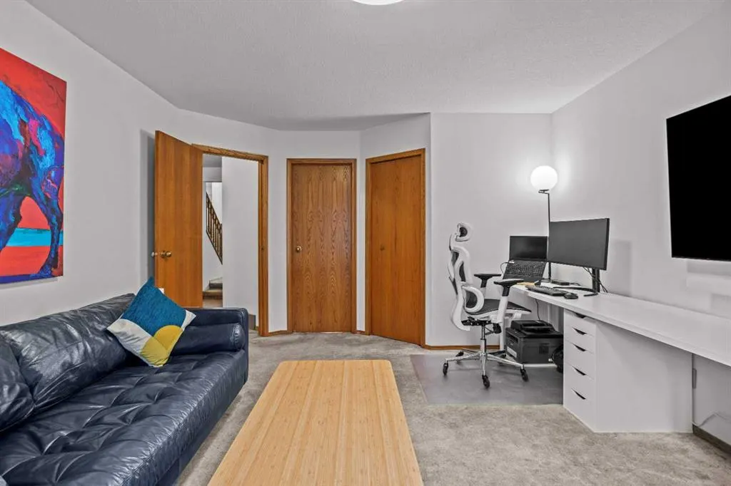 13 Riverview Place