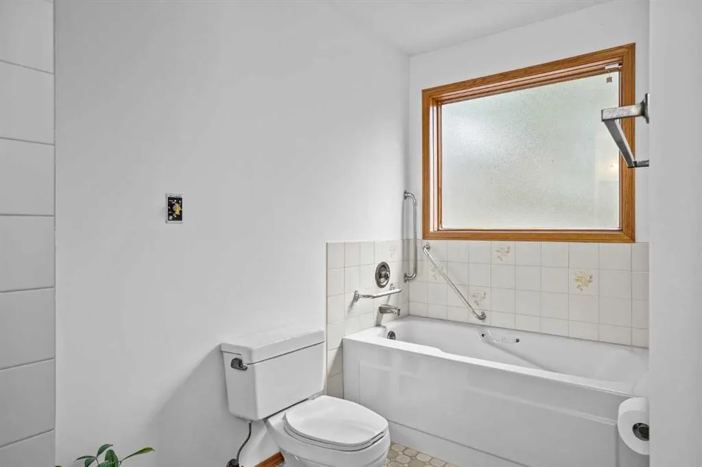13 Riverview Place