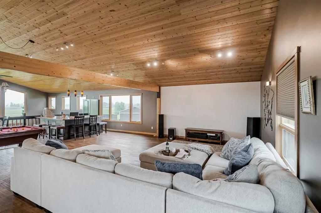 44092 Township Road 274