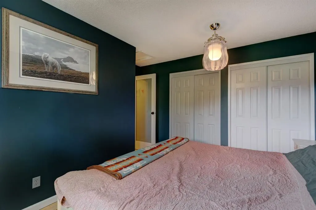 200 Three Sisters Drive, #105